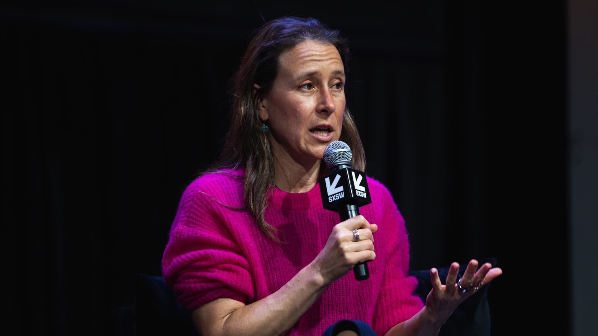 23andMe is exploring strategic alternatives, looking to raise capital