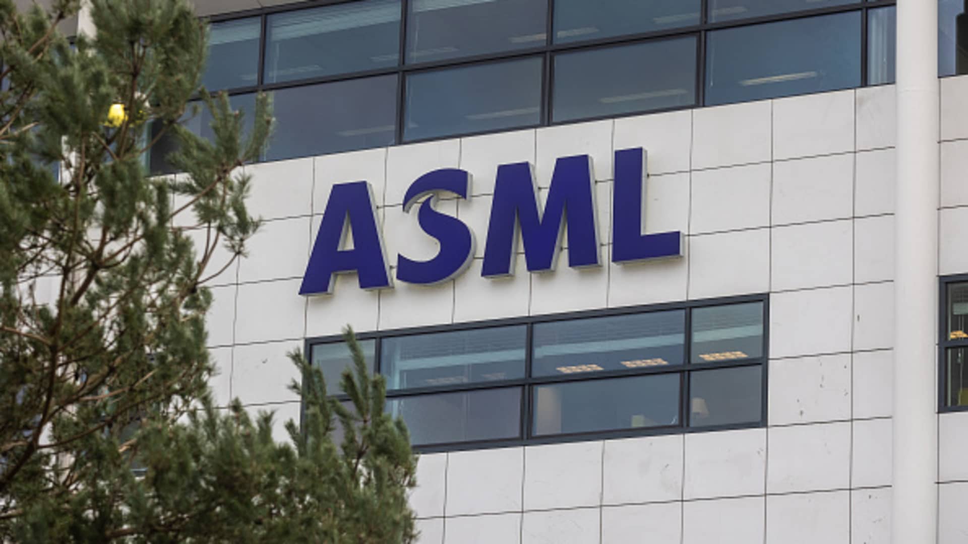 ASML earnings report Q4 2024