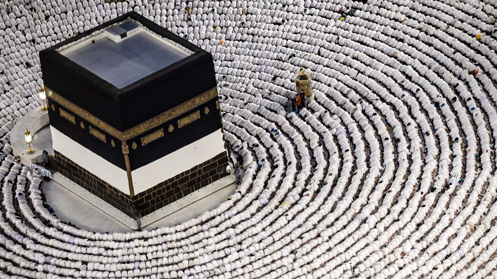 Centre seeks names of Muslim doctors from states to accompany Hajj pilgrims