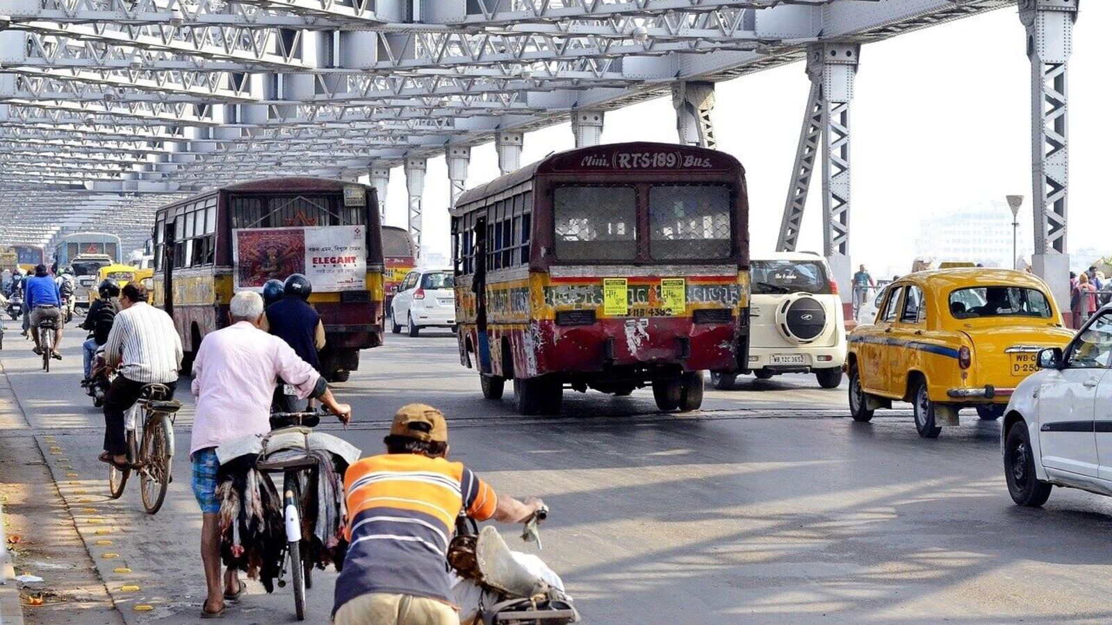 India’s traffic woes: Kolkata, Bengaluru lead congestion; Mumbai, Delhi also among slowest cities, finds TomTom report