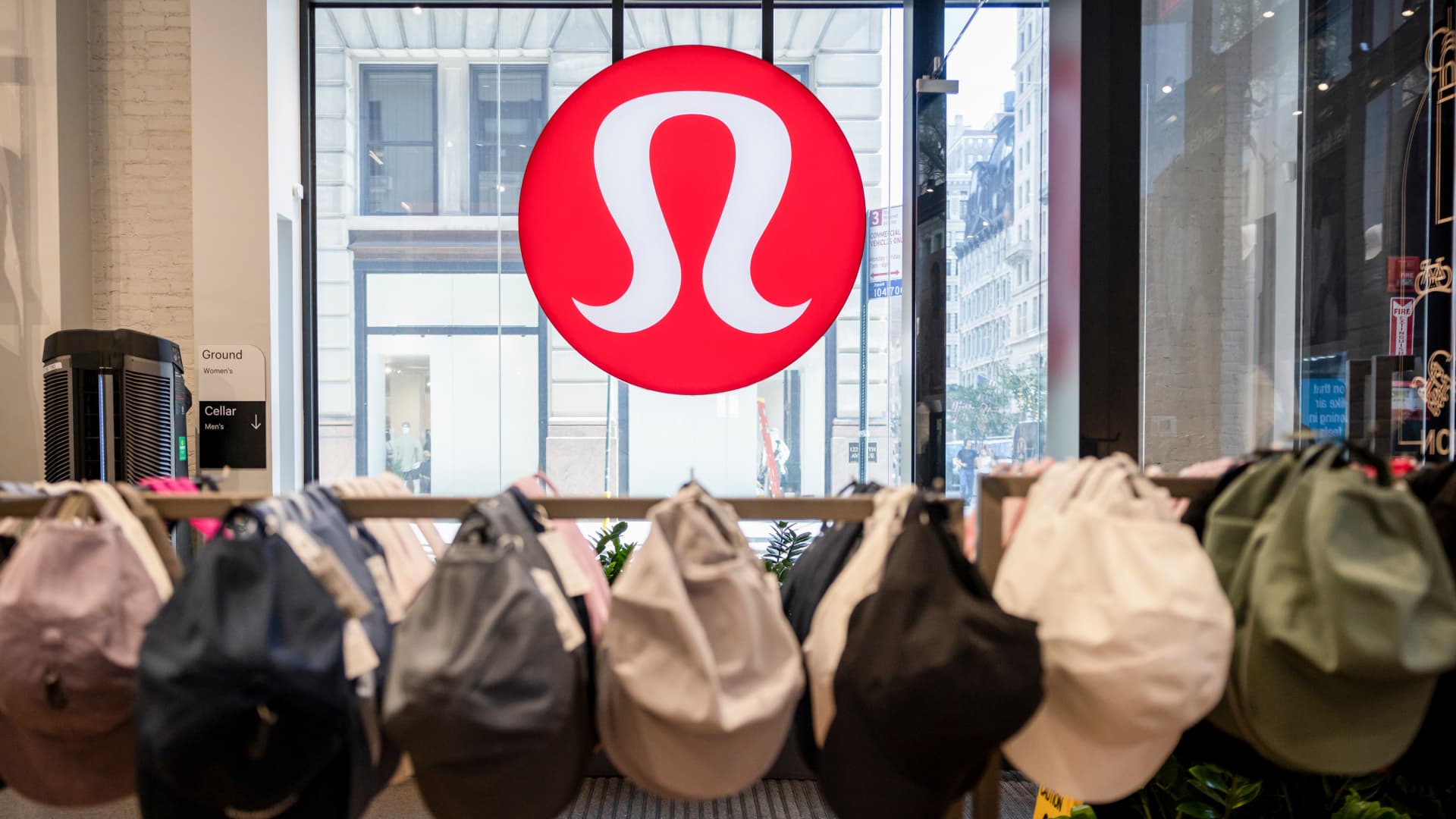 Lululemon releases holiday sales, raises earnings and revenue guidance