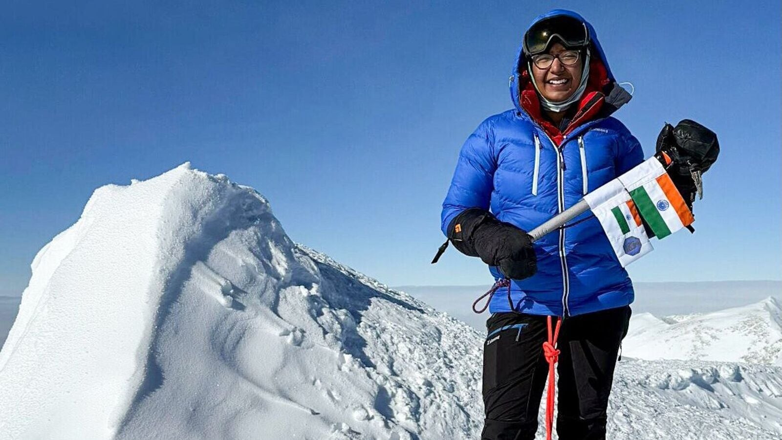 17-Year-Old Kaamya Karthikeyan Becomes Youngest to Climb All Seven Continents' Peaks