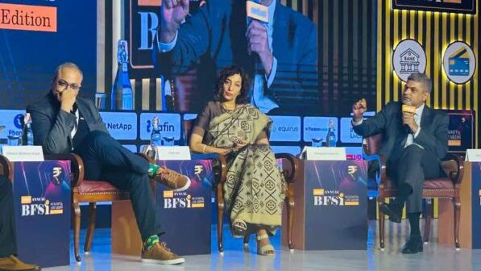 From L-R: Vivek Iyer, partner and national leader of financial services-risk advisory at Grant Thornton Bharat; Shobhana Chawla, executive director (sustainable finance) at Standard Chartered Bank; and Rohit Inamdar, CEO of CareEdge ESG Ratings.