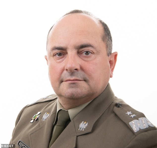 Major General Artur K¿pczy¿ski, head of the Armed Forces Support Inspectorate, was dismissed by the defence ministry on Thursday. The reasons were not given