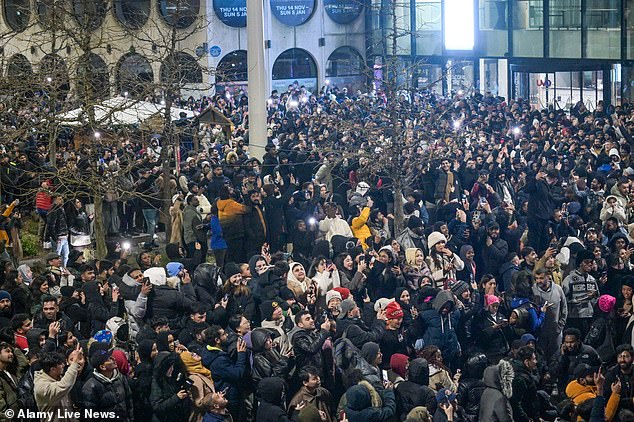 Scammers lured thousands of people to Birmingham City Centre to watch a New Year's 'fireworks spectacular' that was never going to happen