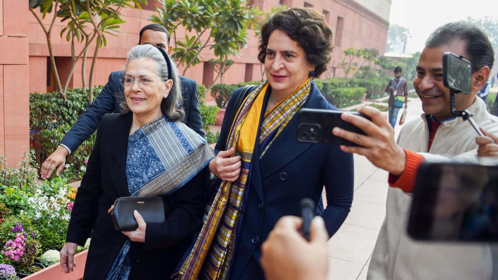 Sonia Gandhi’s ‘poor thing’ remark for President Murmu stokes row, BJP flags ‘such an insult’