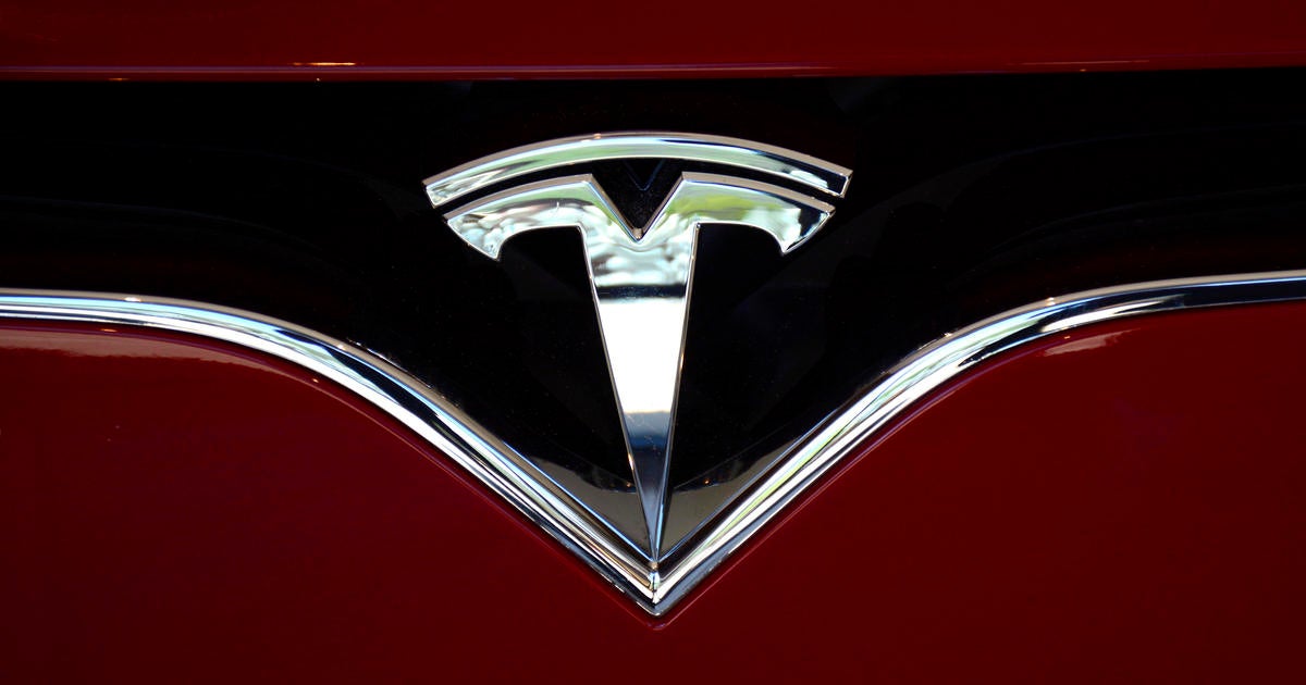 Tesla recalls more than 239,000 vehicles over rearview camera problem