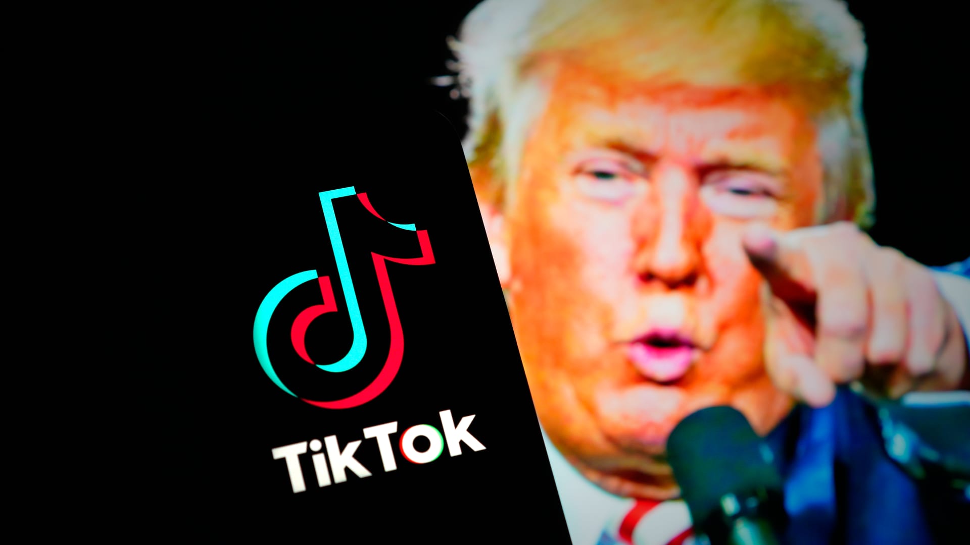 Trump says he's open to TikTok sale to Elon Musk or Larry Ellison