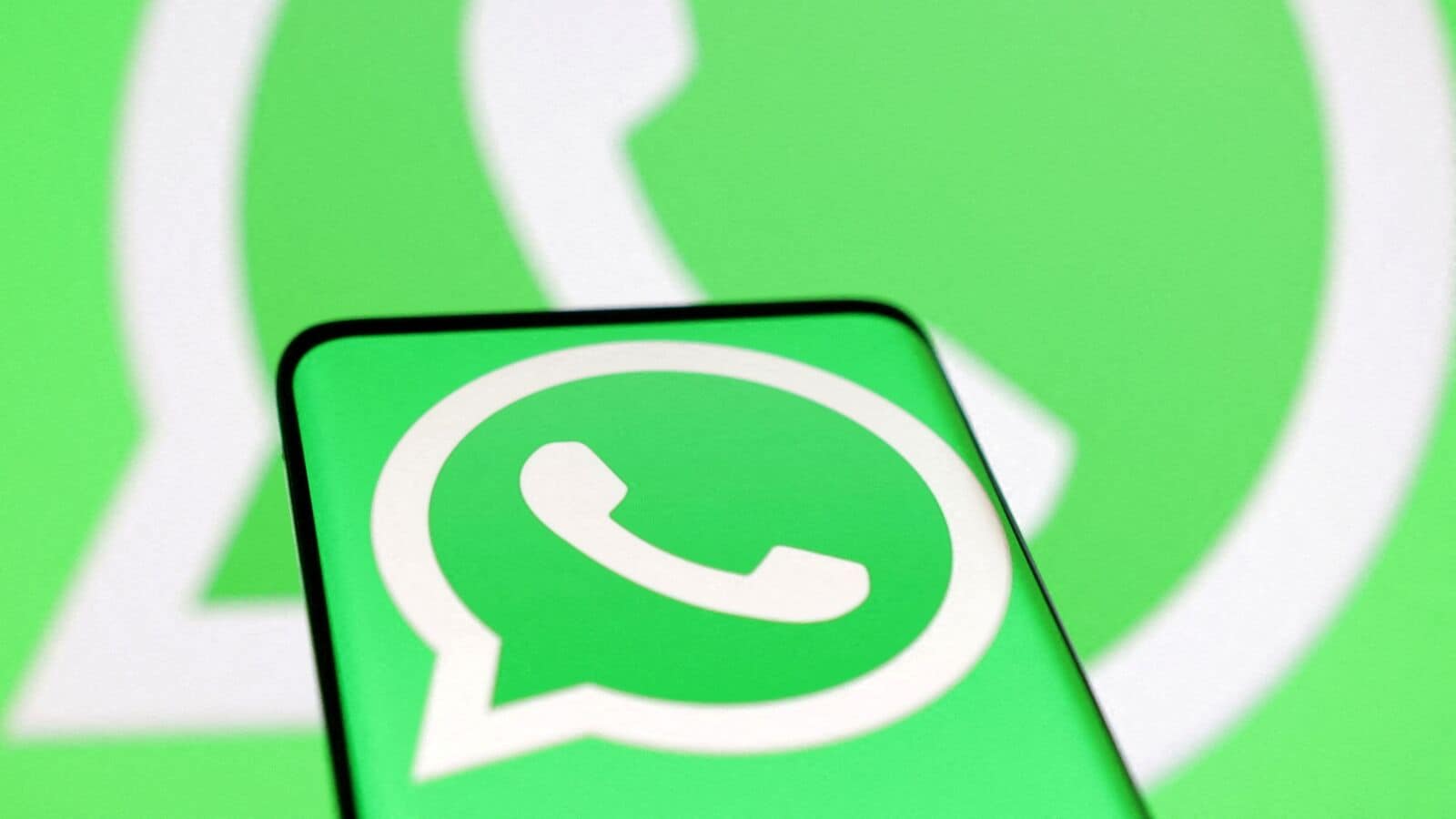 WhatsApp has rolled out several new features and design improvements aimed at making chats more engaging and creative for users. 