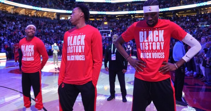 Raptors notice anthem booing but focus on playing