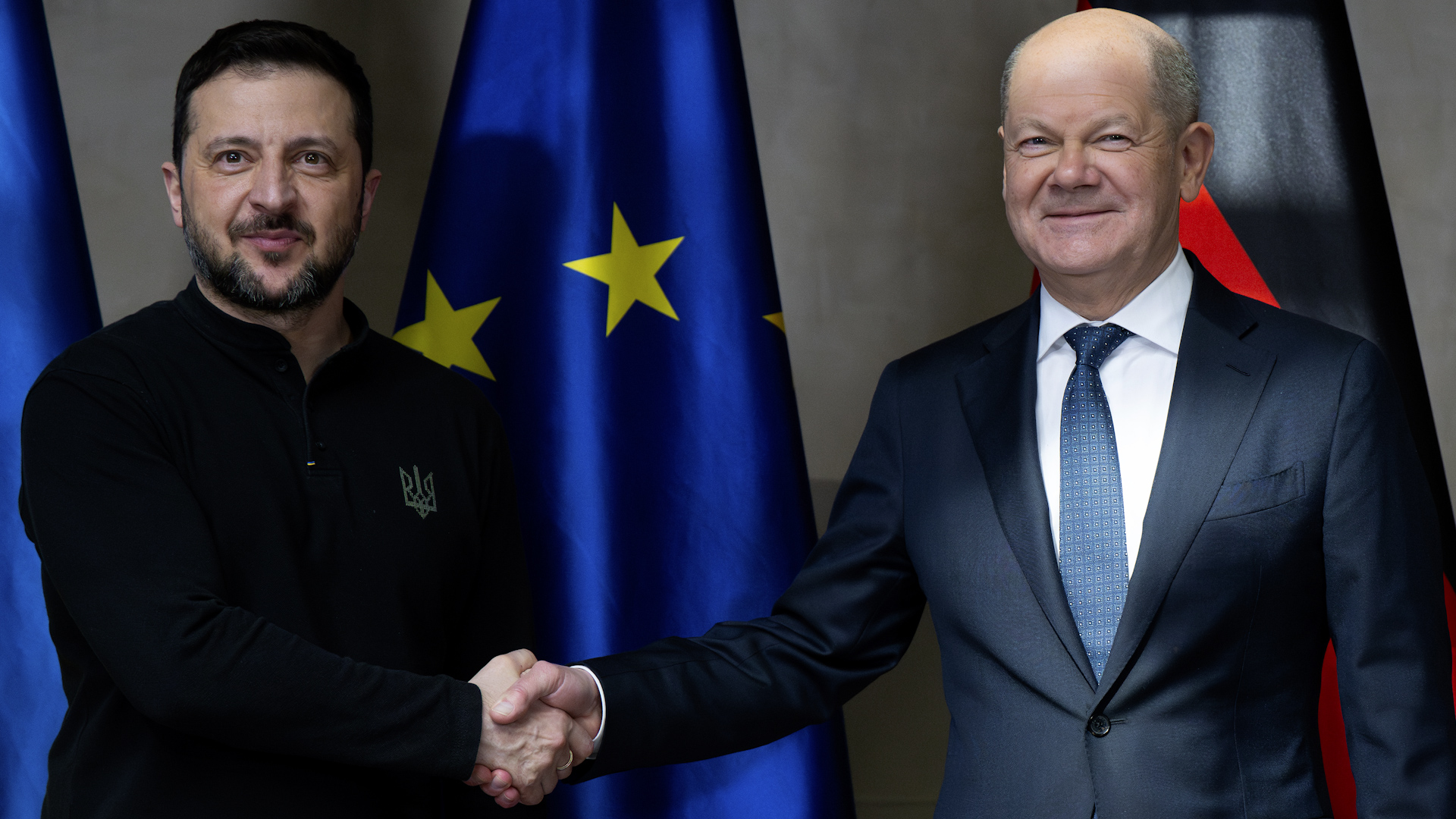 Click to play video: 'European leaders push for army as Ukraine war talks loom'