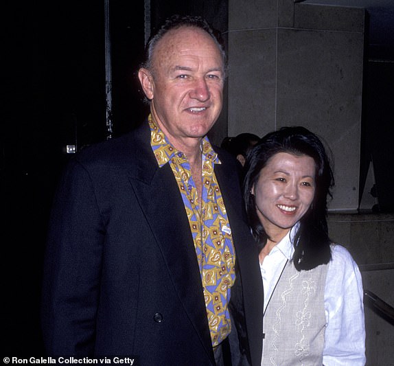 Gene Hackman and Betsy Arakawa during Hollywood Foreign Press Conference - November 11, 1992 at Beverly Hilton Hotel in Beverly Hills, California, United States. (Photo by Ron Galella/Ron Galella Collection via Getty Images) 11840445 A look inside Gene Hackman's illustrious career and marriage after the reclusive actor, 93, is seen for the first time in years