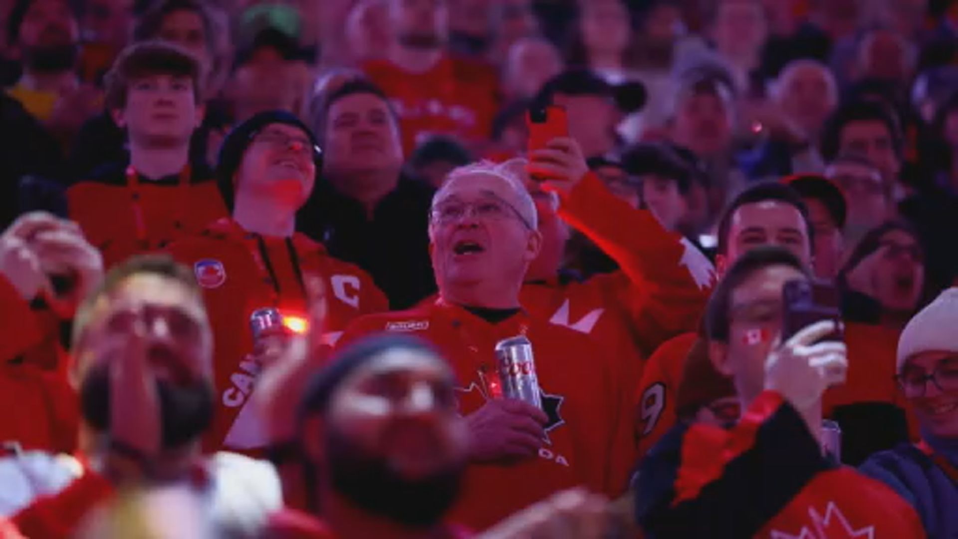 Click to play video: 'National pride on display at Canada’s 4 Nations Face-Off opener'