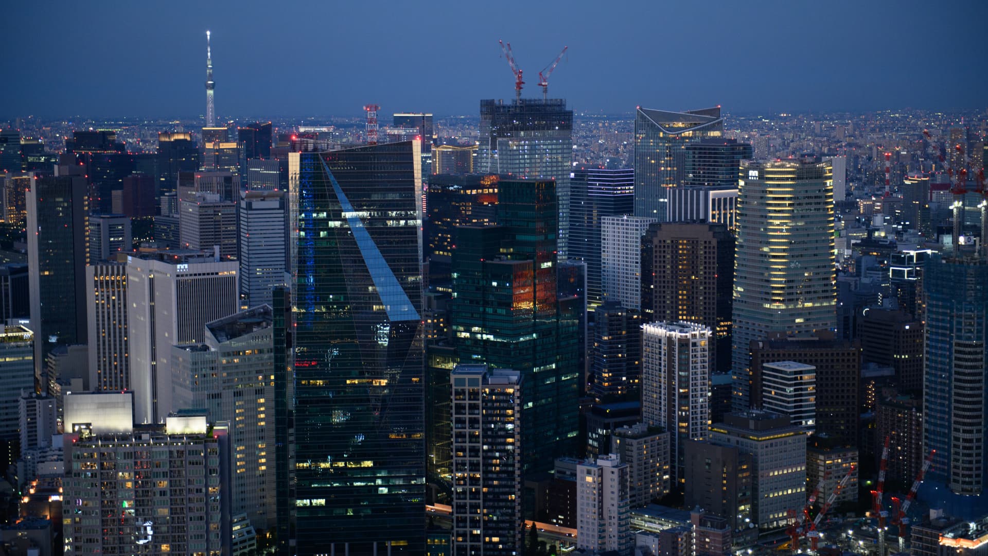 Japan's economy expands 0.7% in fourth quarter, beating expectations