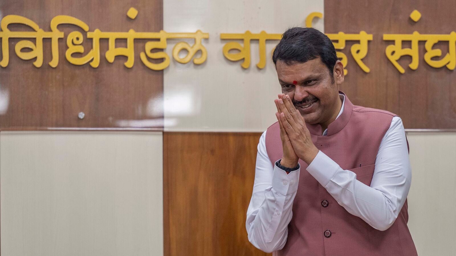 Politics News Today Live Updates on February 27, 2025: Maharashtra: Saamana showers praise on CM Devendra Fadnavis again, slams previous Shinde govt for ‘fostering fixers'