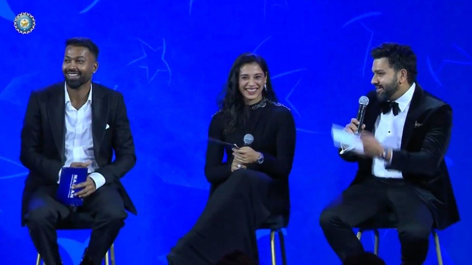 Indian skipper Rohit Sharma during an interaction with Team India women's star cricketer Smriti Mandhana at the Naman Awards. (Screenshot)