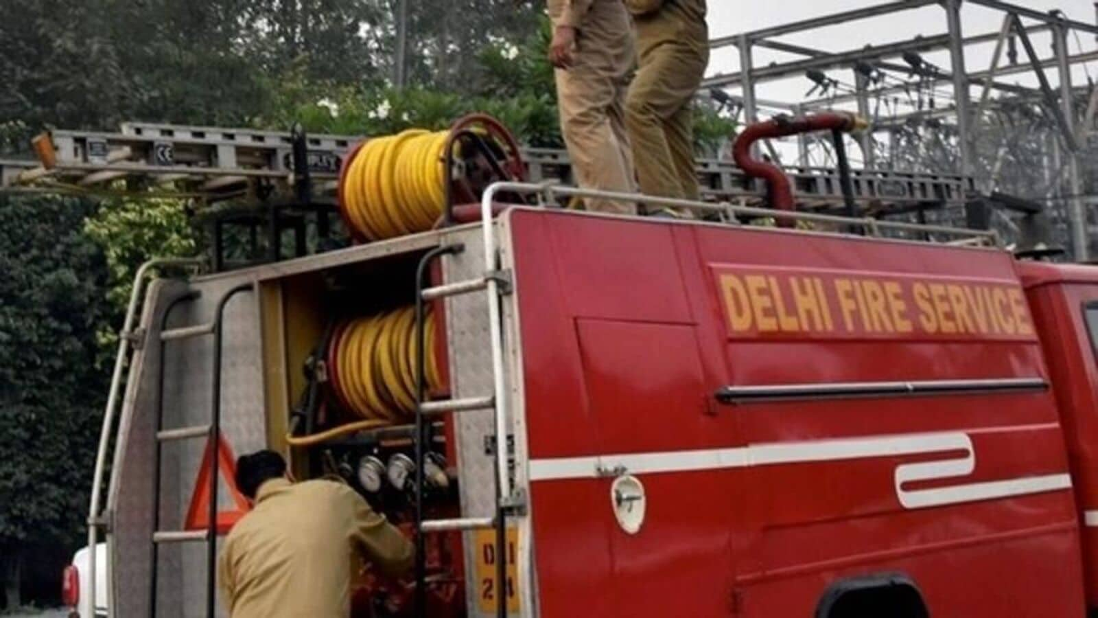 6 injured after fire breaks out at restaurant in Delhi’s Connaught Place