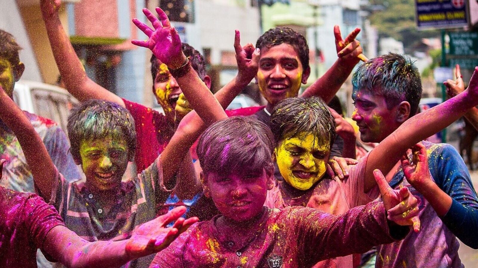 Holi 2025 bank holiday: Holi will be celebrated on March 14.