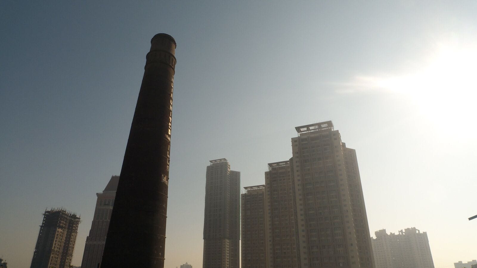 Mumbai swelters under intense heat as temperatures soar to 37.2°C, with relief expected later this week. (Representative Image)