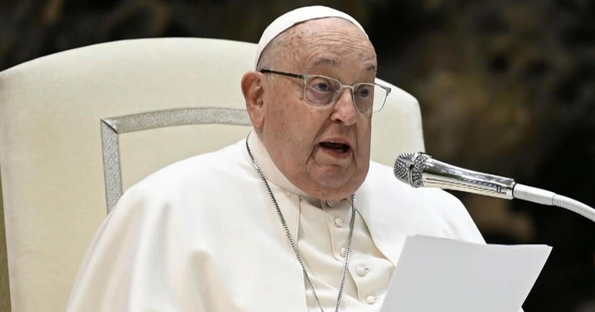 Pope Francis showing 