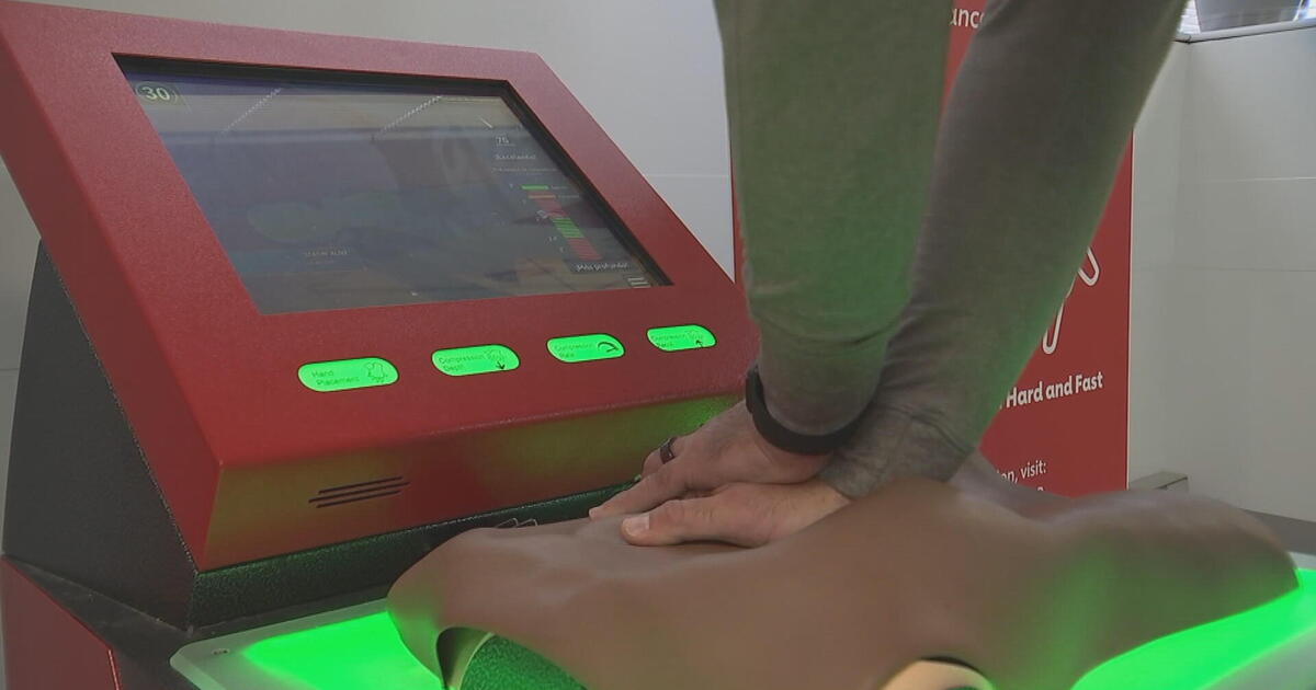 Spanish-speaking CPR training kiosk aims to educate Hispanic community in North Philadelphia