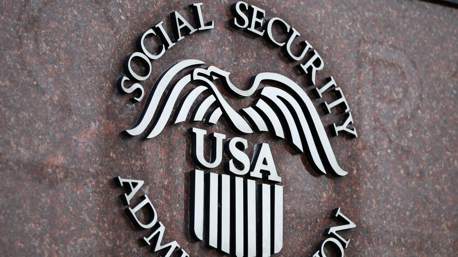 Trump's Social Security chief backs down from 'shutting down' agency