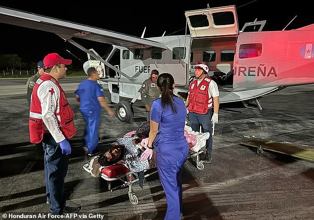 At least 12 people have been killed after a Jetstream aircraft operated by Honduran airline Lanhsa plunged into the Caribbean Sea