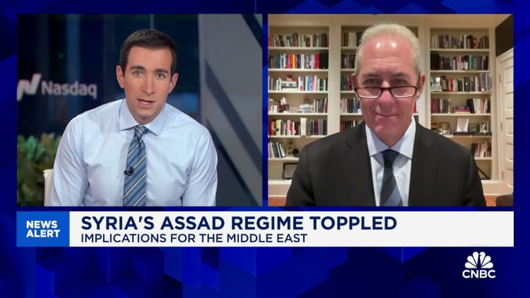 Collapse of Assad regime in Syria is a big loss for Russia, Iran and Hezbollah: CFR's Michael Froman