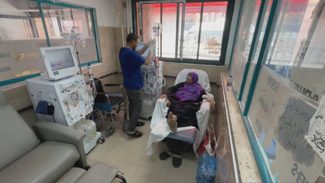 Click to play video: 'Health Matters: WHO says medical supplies running out in Gaza'