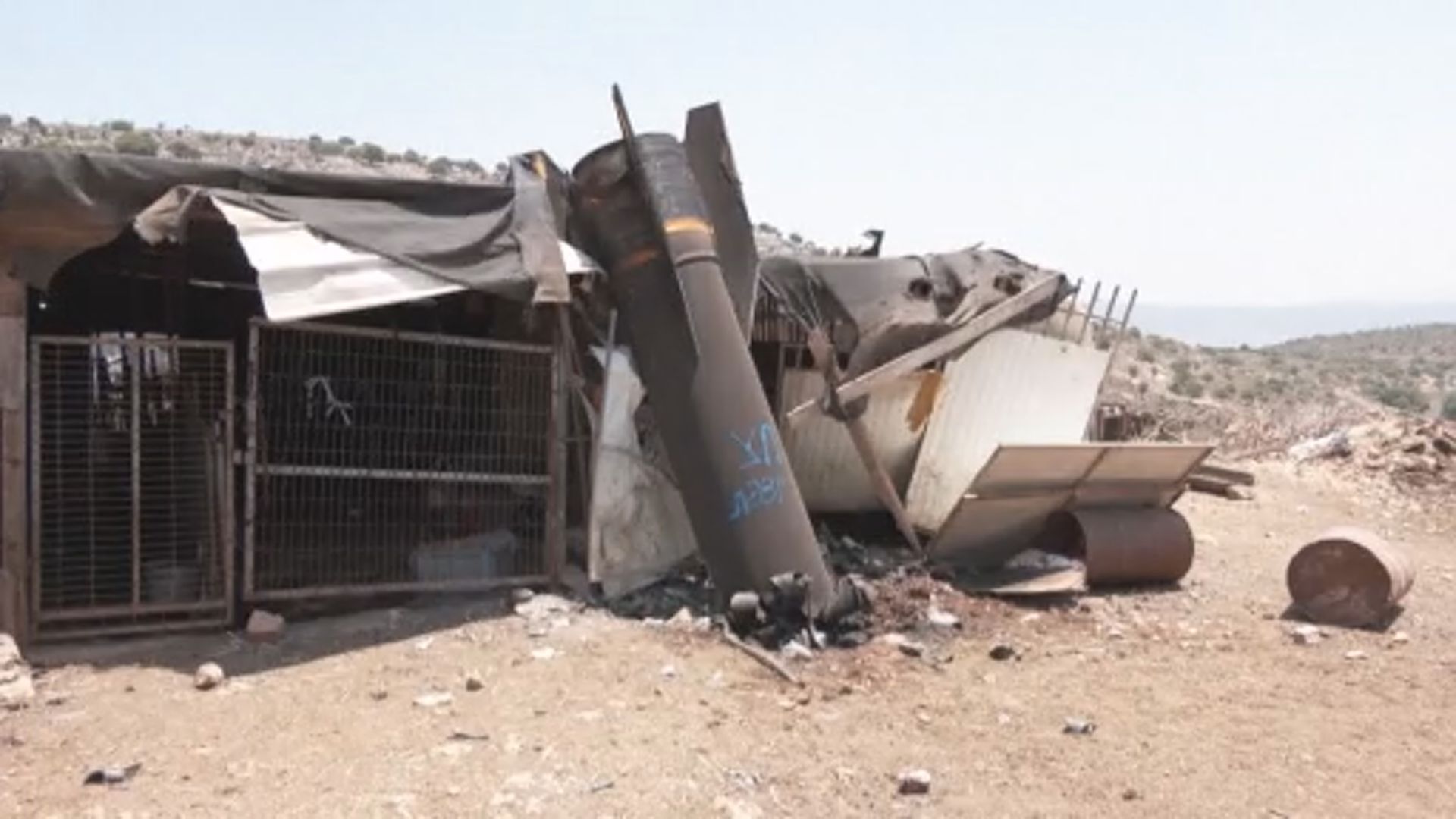 Click to play video: 'Israelis try to return to normal as fragile ceasefire with Iran holds'