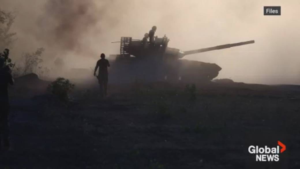 Click to play video: 'NATO 5% defence spending target tops agenda at Netherlands summit'