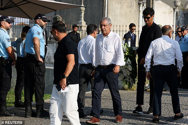 Santos, who managed the Portuguese football team between 2014 and 2022, arriving at the Igrega Matriz de Gondomar on Saturday