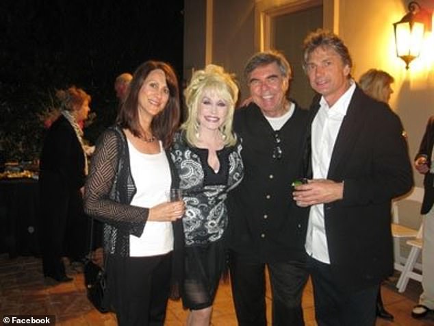 Kay and Deluca with Dolly Parton in 2009