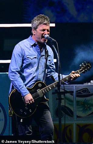 Noel arrived with his guitar, while Liam had a tambourine hanging from his teeth