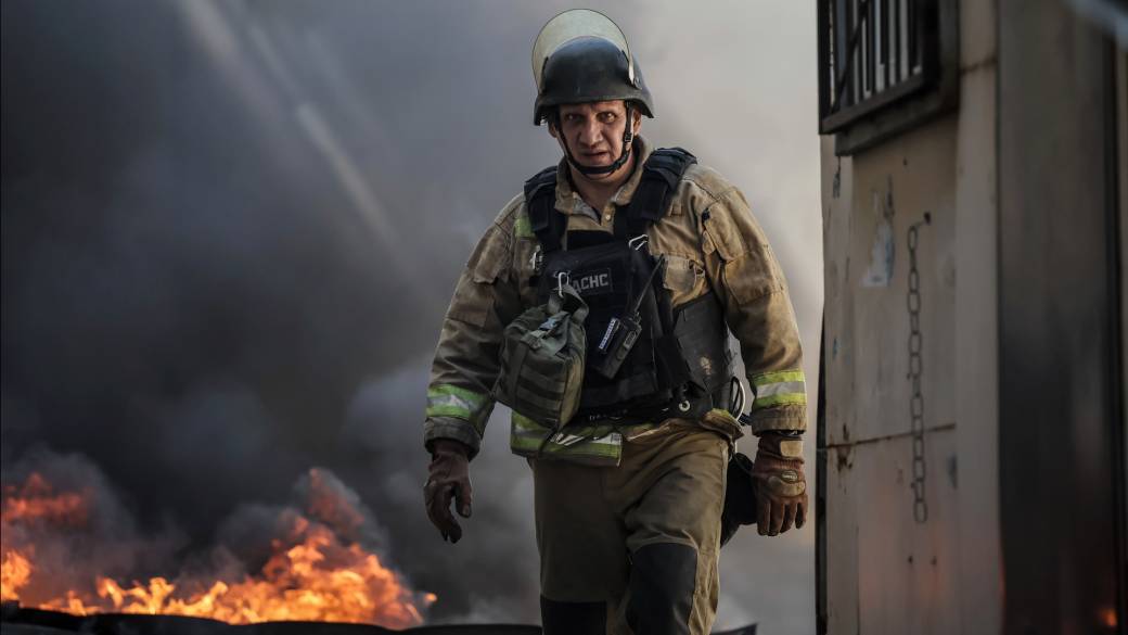 Click to play video: '‘Brutal’ Russian strikes on Kyiv that killed 31 had ‘no military purpose,’ Ukraine’s Zelenskyy says'