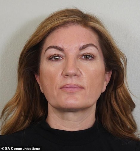 Karen before the non-invasive treatment
