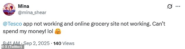 This user said neither the app and Tesco website were working for them and they were unable to spend their money on groceries