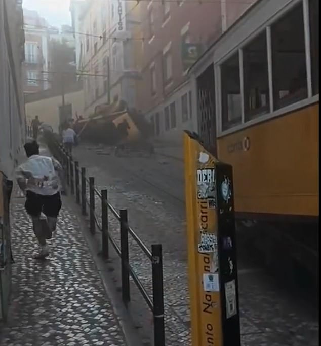 Footage captured the chaotic scenes just moments after Lisbon's famous Glória Funicular derailed on Wednesday