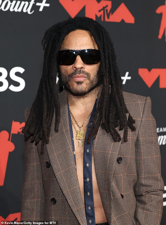 He sported a pair of sunglasses