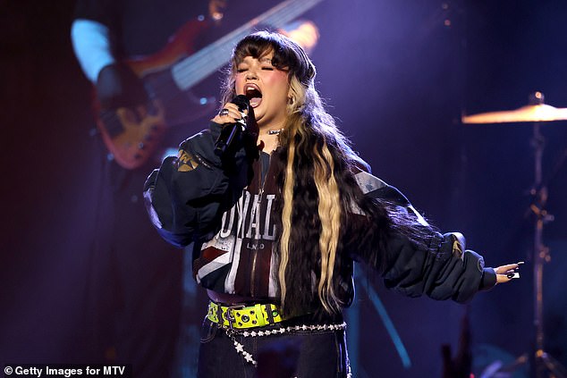 The evening's second performance belonged to rising star Lola Young