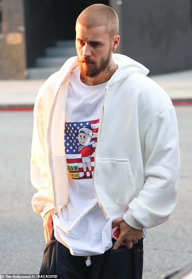 The Peaches hitmaker was spotted exiting the Voda Massage Spa with his hands shoved in the pockets of his pants.