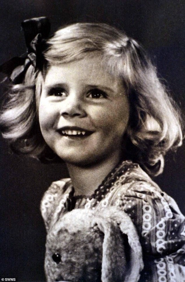 Born in Hornchurch, Essex in 1937, Dame Jilly grew up in Yorkshire and attended the private Godolphin School in Salisbury