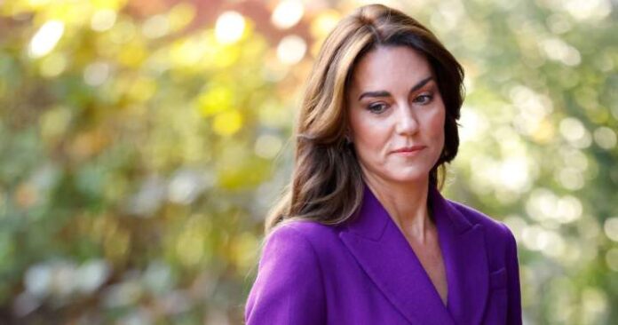 Kate Middleton says phones make parents ‘mentally absent’ - National Kate Middleton says phones make parents ‘mentally absent’ - National