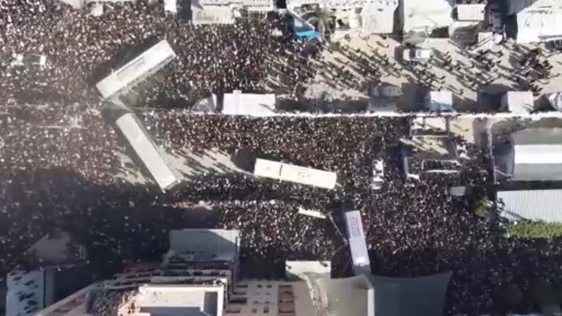 Click to play video: 'Gazans celebrate return of Palestinian prisoners held by Israel'