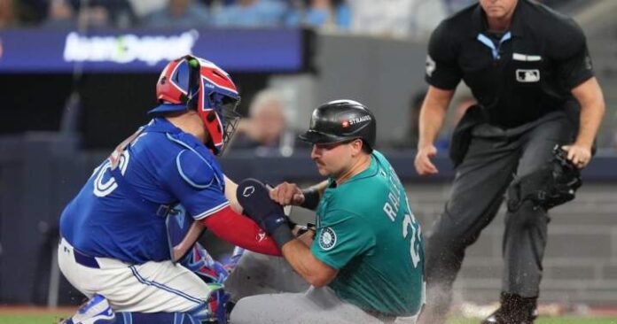 Five Blue Jays named Gold Glove finalists Five Blue Jays named Gold Glove finalists