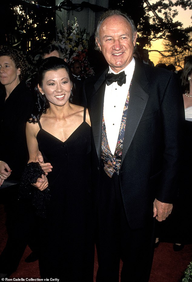 Due to Hackman's Alzheimer's disease, he didn't call for help after his wife's death and remained with Arakawa for around six days, until he died around February 18. Their bodies were discovered at home on February 26