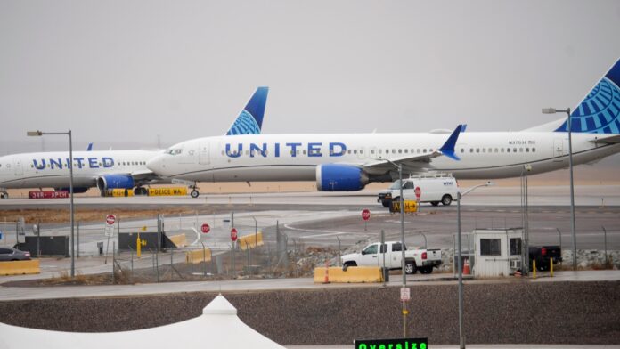 United Airlines pilot injured mid-flight after unidentified object shatters windshield, prompts emergency landing