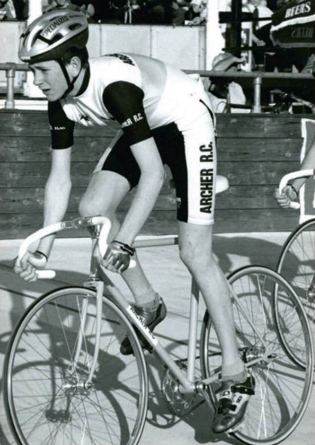 A young Wiggins riding his bike in a race in 1994, two years after the BCN Olympics
