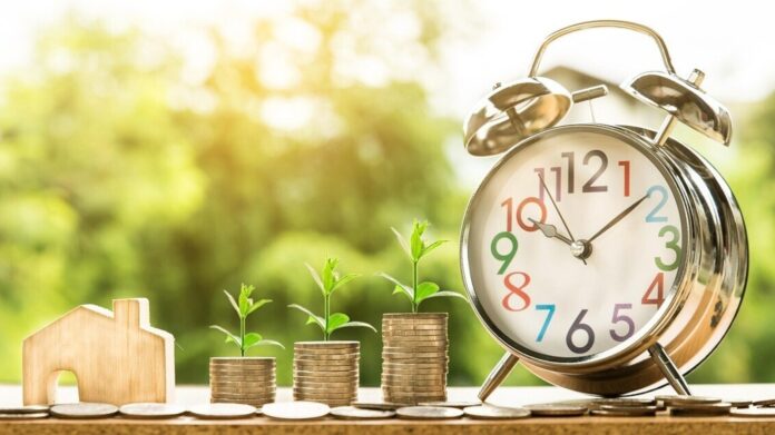 Long-term mortgage rate falls to lowest level in more than a year at 6.19%. Here's why