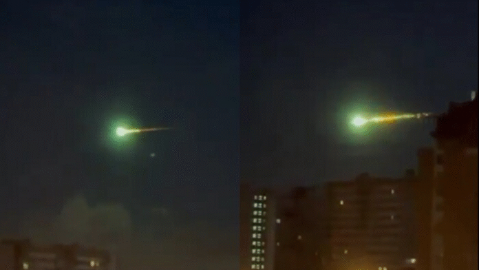 Fireball in the sky? Moscow locals stunned as it glows Fireball in the sky? Moscow locals stunned as it glows green | Watch
